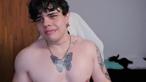 Snapshot of chris_cooperr chatting on February 2025 05:50:02 AM Chris Cooper Independent model online show from February 2025 05:50:02 AM