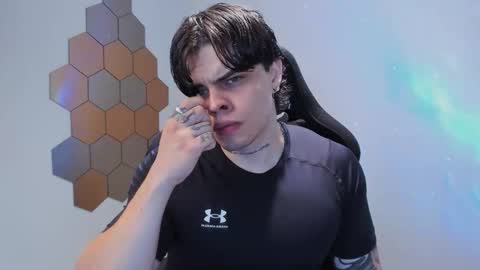 Snapshot of chris_cooperr chatting on November 2025 02:02:01 AM Chris Cooper Independent model online show from November 2025 02:02:01 AM