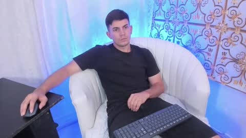 Chris Diamond23 online show from March 2026 02:11:02 PM