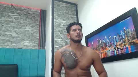 chris_dick2 online show from December 2025 04:52:01 AM