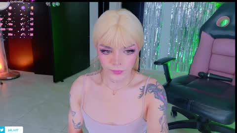 juli   Instagram july rv17 - Twitter juli rv17     online show from January 2025 12:29:02 PM