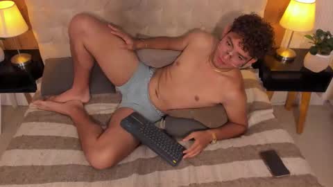 Chris Quartz online show from October 2025 05:19:02 AM