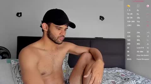 Snapshot of chrisandrew_ chatting on December 2024 09:06:02 PM Im Chirs IM MODEL INDEPENDT online show from December 2024 09:06:02 PM