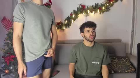 Snapshot of chrisandrew_ chatting on December 2024 03:07:01 AM Im Chirs IM MODEL INDEPENDT online show from December 2024 03:07:01 AM