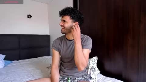 Snapshot of chrisandrew_ chatting on January 2025 04:13:02 PM Im Chirs IM MODEL INDEPENDT online show from January 2025 04:13:02 PM