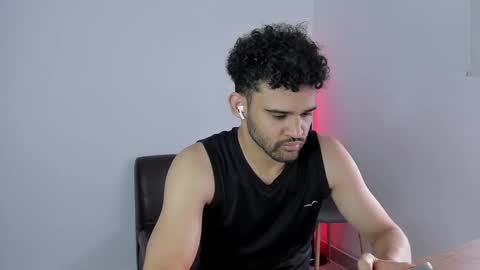 Snapshot of chrisandrew_ chatting on September 2025 08:12:02 PM Im Chirs IM MODEL INDEPENDT online show from September 2025 08:12:02 PM