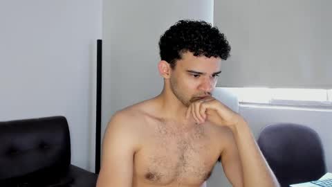 Snapshot of chrisandrew_ chatting on October 2025 04:31:02 PM Im Chirs IM MODEL INDEPENDT online show from October 2025 04:31:02 PM