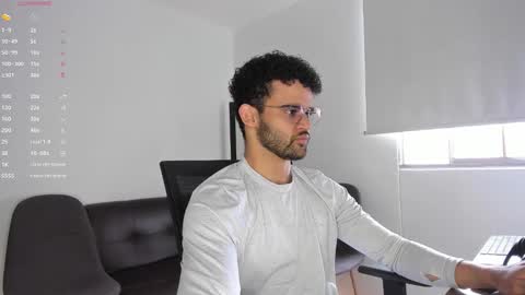 Snapshot of chrisandrew_ chatting on October 2025 05:03:01 PM Im Chirs IM MODEL INDEPENDT online show from October 2025 05:03:01 PM