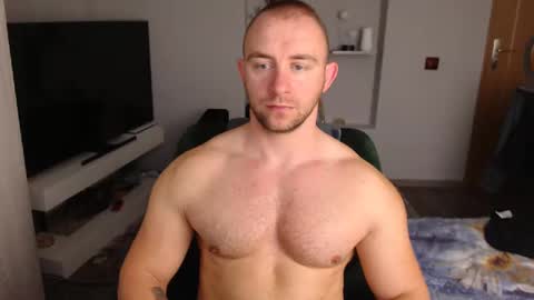 Snapshot of chrisbigbiceps chatting on December 2024 07:26:02 AM chrisbigbiceps online show from December 2024 07:26:02 AM