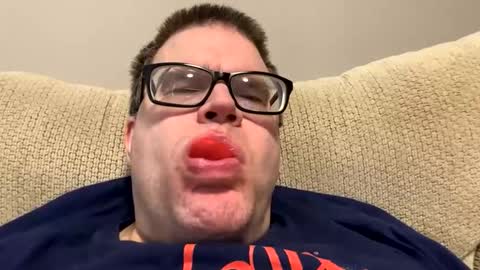 Snapshot of chrisd6066 chatting on January 2026 04:33:02 PM Chris online show from January 2026 04:33:02 PM