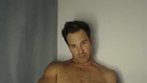 Chris Hemsworth online show from February 2026 06:56:02 PM