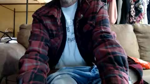 Snapshot of chrisintn chatting on December 2025 06:57:02 PM chrisintn online show from December 2025 06:57:02 PM