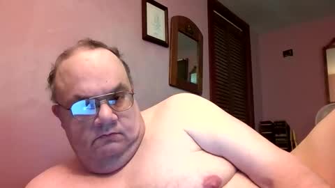 Snapshot of chrismini312 chatting on June 2026 04:33:02 PM Chris The Jerk Off King online show from June 2026 04:33:02 PM