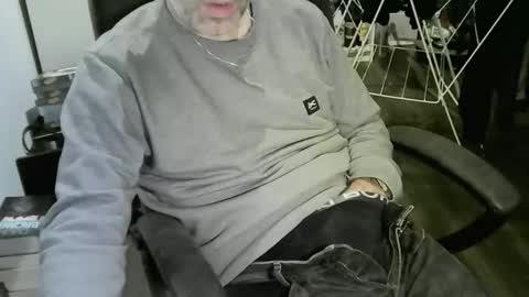 chrisprngr online show from January 2026 09:42:01 PM