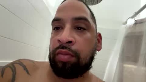 Snapshot of chrisr4203 chatting on December 2025 01:00:01 AM chrisr4203 online show from December 2025 01:00:01 AM