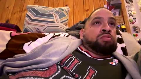 Snapshot of chrisr4203 chatting on January 2026 02:37:01 AM chrisr4203 online show from January 2026 02:37:01 AM