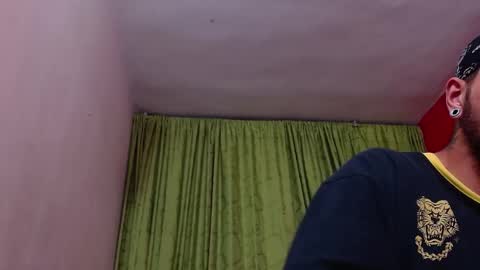 chriss_james online show from December 2024 08:01:02 AM