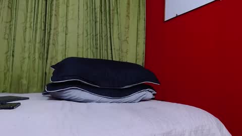 chriss_james online show from March 2025 05:35:02 AM