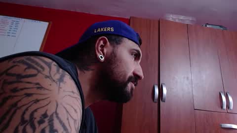 chriss_james online show from September 2025 04:46:02 AM