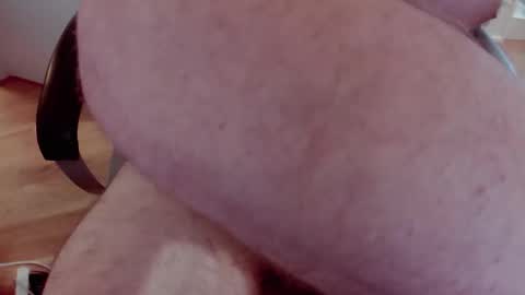 Snapshot of chrissoxx chatting on October 2025 07:06:01 AM chrissoxx online show from October 2025 07:06:01 AM