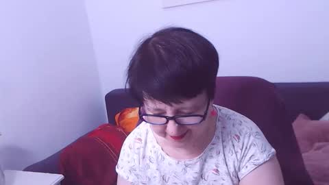 Christa online show from October 2025 01:14:02 AM