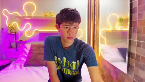 Snapshot of christian_foxx chatting on February 2026 01:38:02 PM Christian online show from February 2026 01:38:02 PM