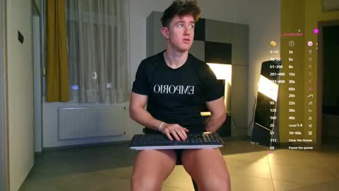 UPVOTE ME ------  ILL DO SOMETHING FOR FREE online show from October 2025 07:14:02 PM