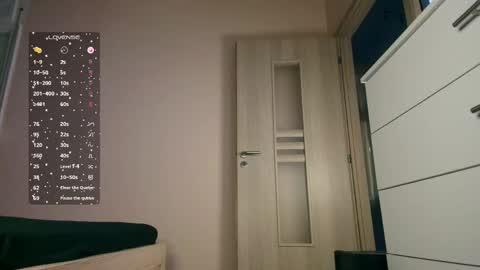 UPVOTE ME ------  ILL DO SOMETHING FOR FREE online show from April 2026 07:08:02 PM