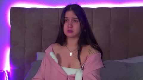 Snapshot of christinamilton chatting on November 2025 06:40:01 PM Christina online show from November 2025 06:40:01 PM