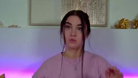 Snapshot of christinamilton chatting on November 2025 06:52:02 PM Christina online show from November 2025 06:52:02 PM