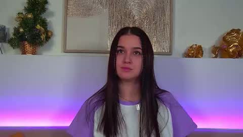 Snapshot of christinamilton chatting on December 2025 06:58:01 PM Christina online show from December 2025 06:58:01 PM