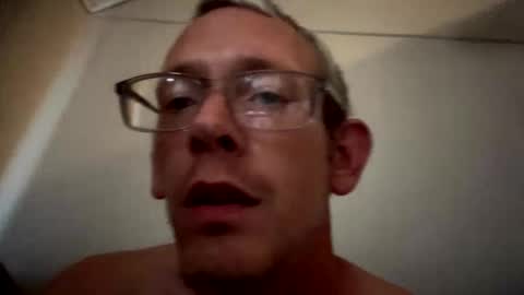 chriswells062590 online show from April 2026 06:54:02 PM