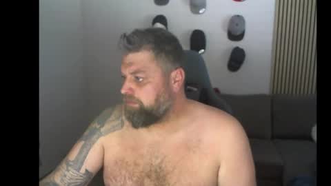 Chrizz online show from November 2025 08:55:01 AM