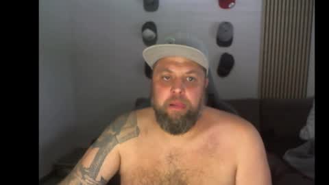 Chrizz online show from November 2025 01:34:01 PM