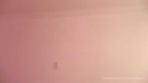 Gwendy Fox online show from July 2026 02:13:01 PM