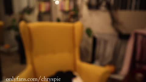 Chrys online show from November 2025 06:56:02 AM