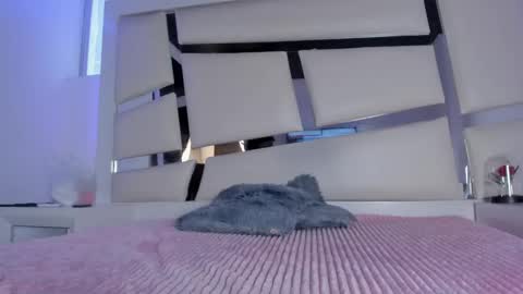 instagram chrystaljade.1 online show from February 2026 01:30:02 PM