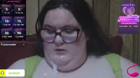 Snapshot of chubbydevil22 chatting on February 2026 12:27:02 AM kenli online show from February 2026 12:27:02 AM