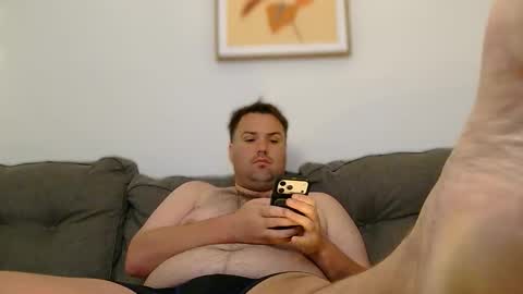 ChubbyGayManBigFeet online show from May 2026 10:01:01 AM