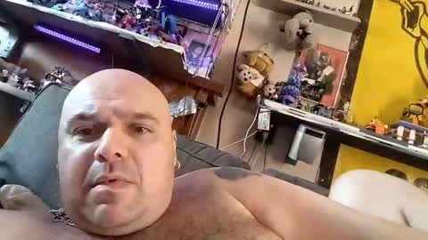 Snapshot of chubbyman43 chatting on June 2026 08:38:01 AM chubbyman43 online show from June 2026 08:38:01 AM