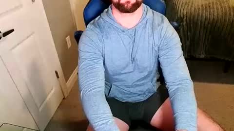 Snapshot of chuck0781 chatting on November 2025 07:28:01 PM chuck online show from November 2025 07:28:01 PM