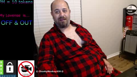 Snapshot of chunkymonkey420 chatting on February 2025 04:27:01 AM Spencer Smokey Bear online show from February 2025 04:27:01 AM