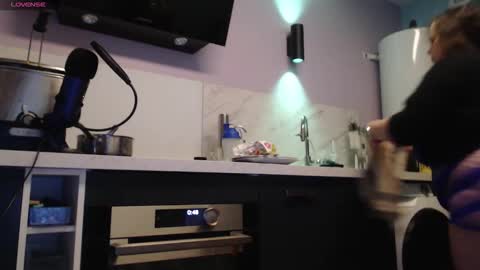 Jessica online show from November 2025 11:48:01 PM