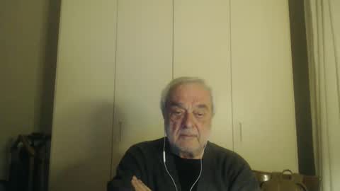 Snapshot of ciaoamoremio4 chatting on January 2025 08:32:02 PM ciaoamoremio4 online show from January 2025 08:32:02 PM