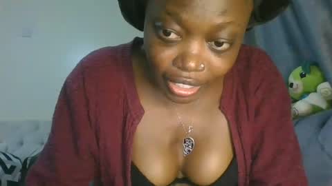 cilia petite online show from June 2026 07:12:01 PM