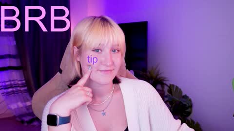 Cin Bellamy online show from September 2025 05:52:02 AM