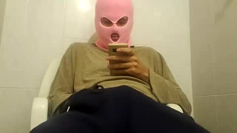 Snapshot of cincopulgadas chatting on December 2024 07:31:01 AM Ernesto online show from December 2024 07:31:01 AM