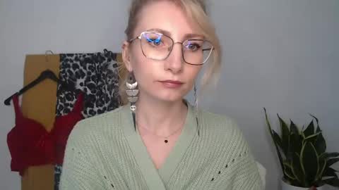 Cinderella online show from April 2026 06:47:02 AM