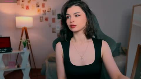 Snapshot of cindyclub_ chatting on June 2026 03:08:02 AM Rebbeka online show from June 2026 03:08:02 AM