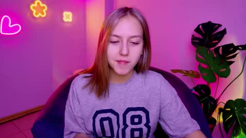 Snapshot of cindylovesmith chatting on February 2026 03:33:01 AM cindylovesmith online show from February 2026 03:33:01 AM